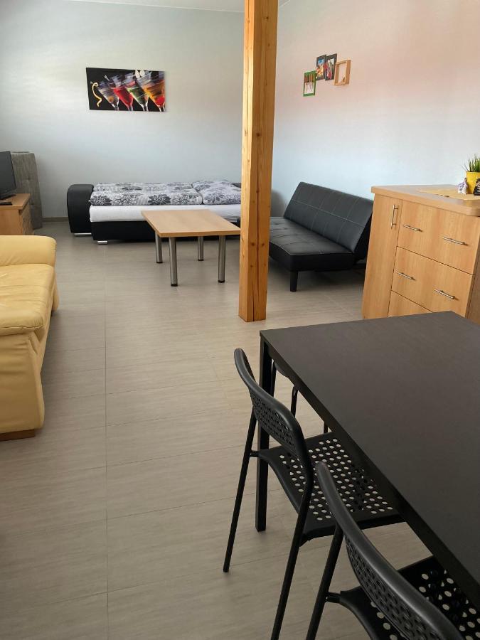 Apartman Hustopece Exterior photo